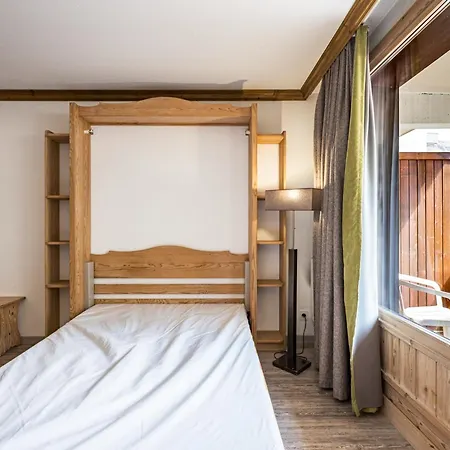 Confortable Au Centre-ville Avec Balcon - Fr-1-518-145 Apartment Val-d'Isere